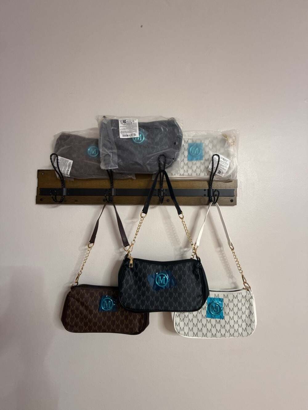 French Retro 'M' Letter Print Underarm Bag with Gold Chain Strap